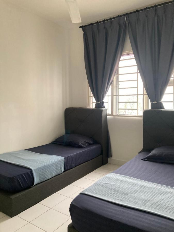 Absyar Homestay Selasih Putrajaya Eksteriør billede