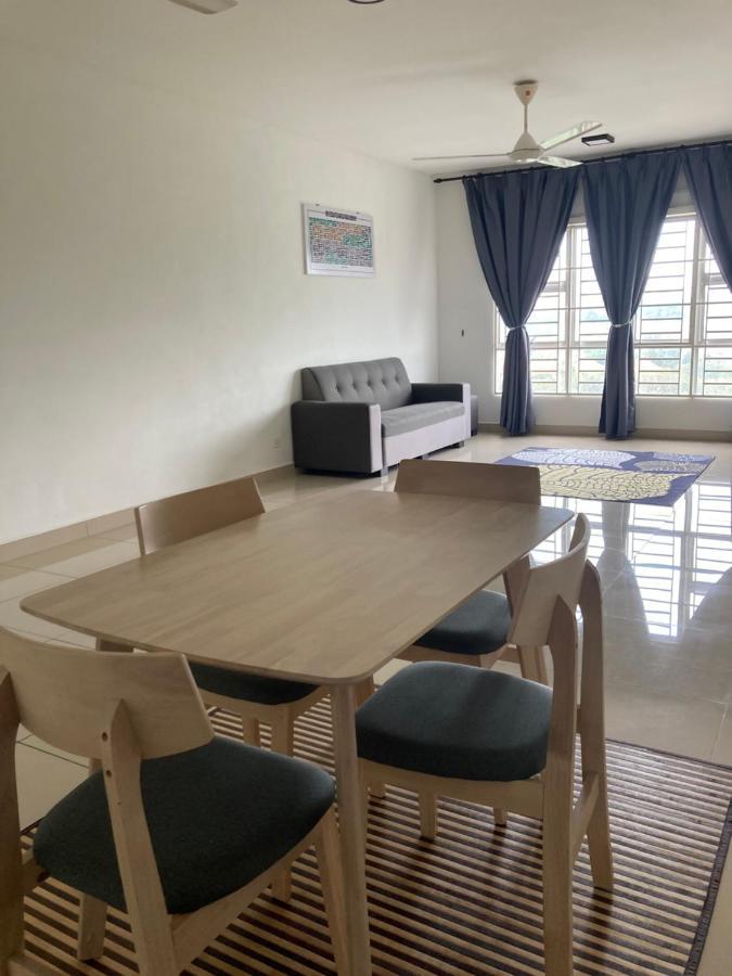 Absyar Homestay Selasih Putrajaya Eksteriør billede